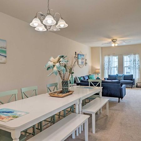 Modern Coastal Condo With Patio 1 Mi To Beaches! แคโลไลนาบีช ภายนอก รูปภาพ